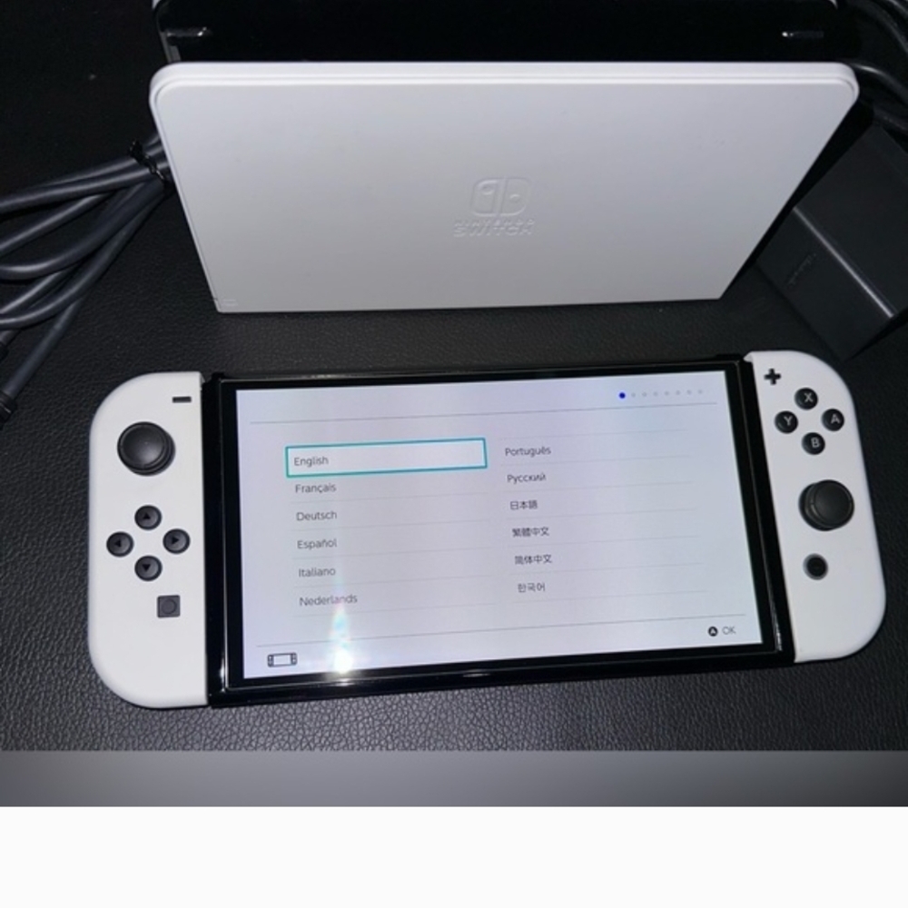 Nintendo Switch with Gray Joy-Con and Dock - Picture 3 of 14